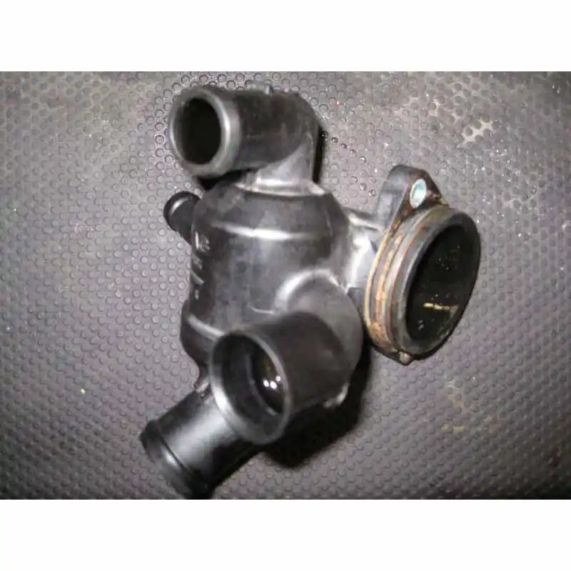 Pouze Dnes komora termostatu ŠKODA03L121111R