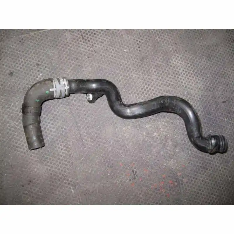 trubka + hadice vodní VW Touareg 3,0 TSI 7P606E121082C Koupit Online