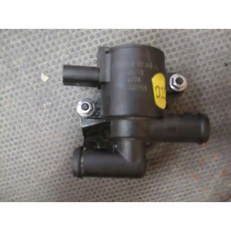 čerpadlo vodní VW Golf VII 5G0 GTI 2,0 TSI 155 kW5Q0122096G Top Prodej