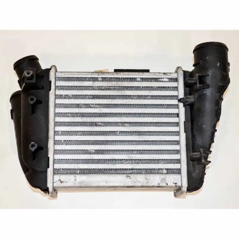 Akční Cena chladič intercooler AUDI A4 8E 01-08 2,5 diesel8E0145806C