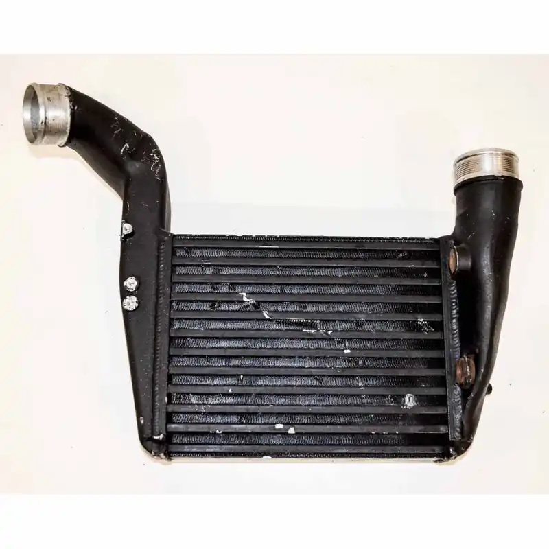 chladič intercooler AUDI A6 RS6 BUH 5,0 TFSI 426 kW07L145805A Horká Nabídka