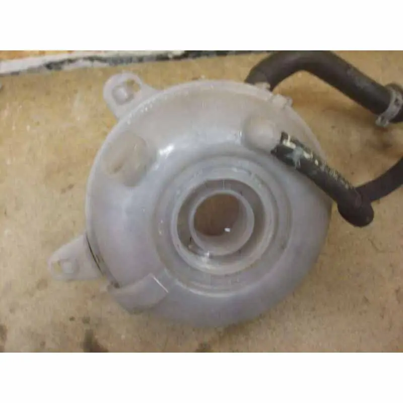 Nejprodávanější nádobka vyrovnávací ŠKODA Octavia III 5E05Q0121407D