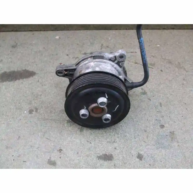 čerpadlo vodní VW Touran 1T0 201103F121004D Originální