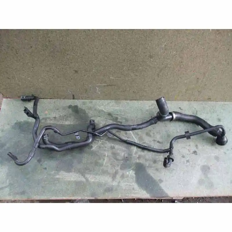 Nejlepší Cena hadice vodní ŠKODA Superb II 3T01K0122101JR1K0122101KP