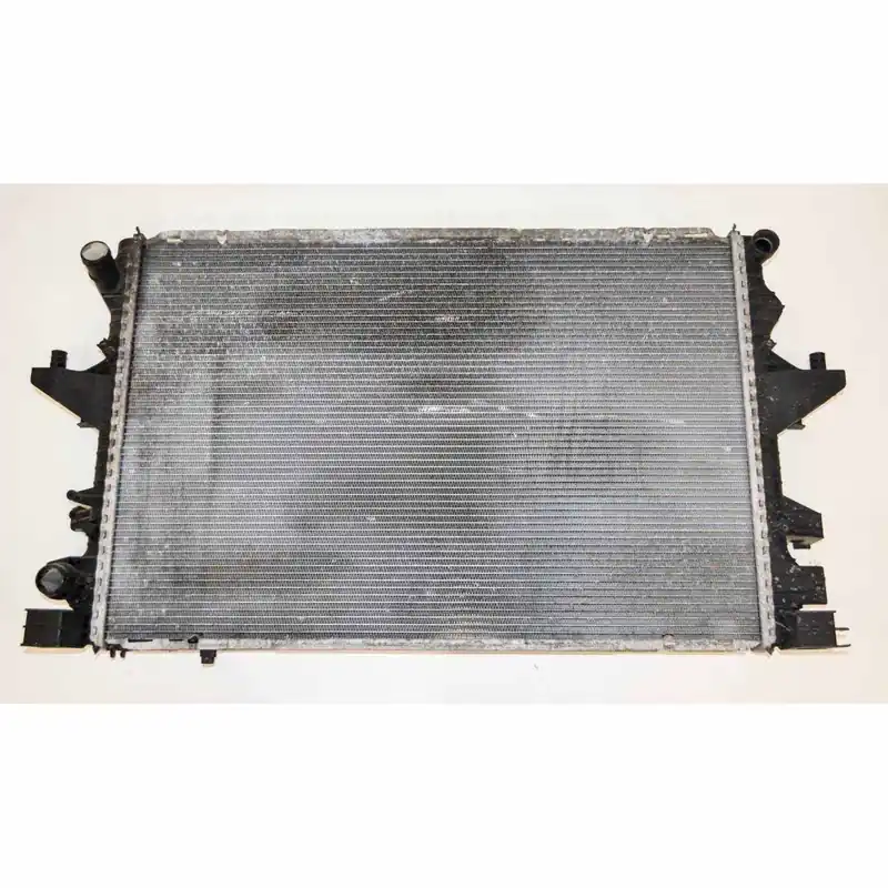 Akční Nabídka chladič vodní VW Touareg7H0121253J