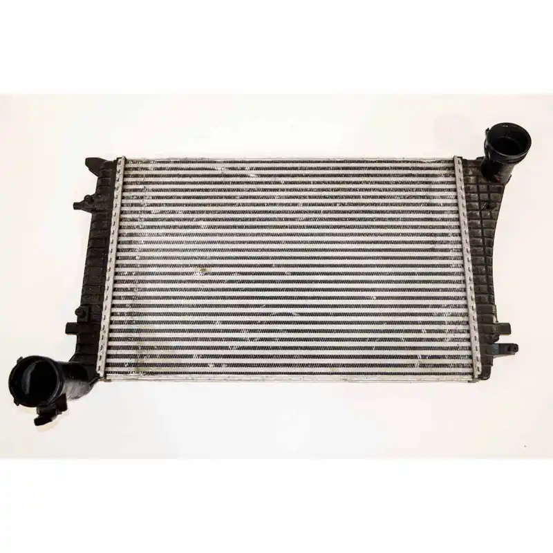 chladič intercooler VAG 1,9 TDI 2,0 TDI1K0145803G Horká Nabídka