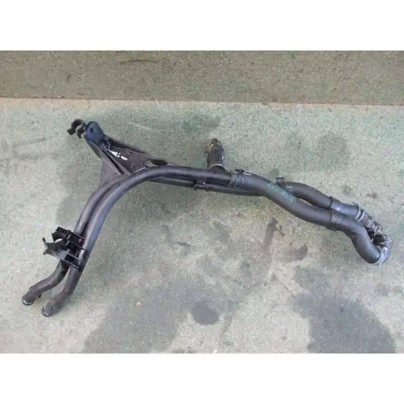 Ihned K Objednání trubka vodní ŠKODA Superb II 3T0 2,0 TSI1K0121070BD