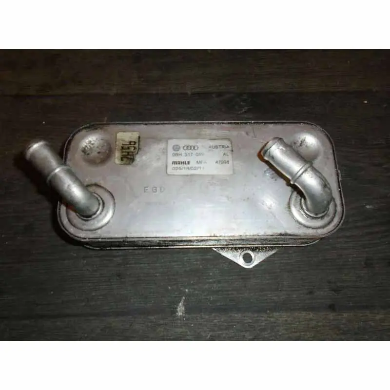 Značkový chladič oleje převodovky AUDI Q3 8U0 2,0 TDI0BH317019