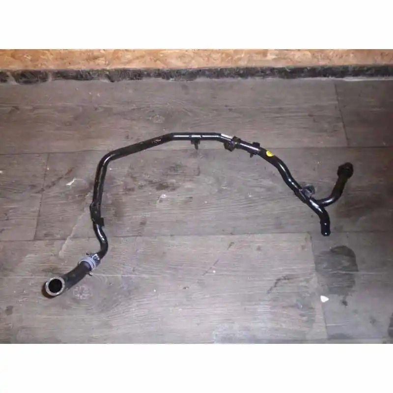 trubka vodní AUDI A4 8W0 2,0 TDi DEU04L122157AQ Objednat Nyní