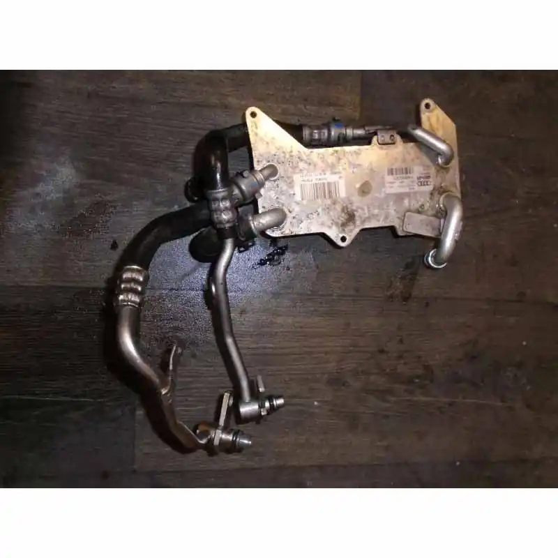 chladič oleje převodovky AUDI A8 4H0 4,2 TDi CDS 258 KW4H0317021H4H0317021R Cenově Výhodný