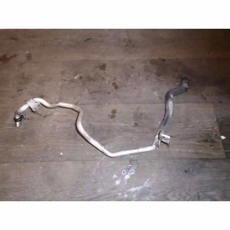 Finální Výprodej trubka vodní AUDI A8 4H0 4,2 TDi CDS 258 KW4H0121400AA