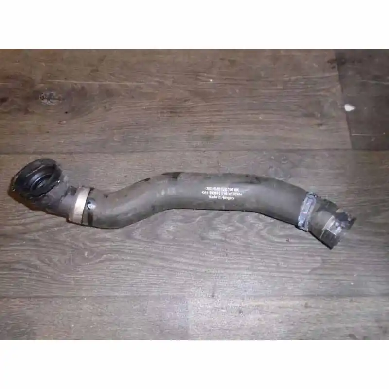 Jen Po Omezenou Doba hadice vodní AUDI Q7 4M0 3,0 TDi CZZ 160 KW4M0122055BK