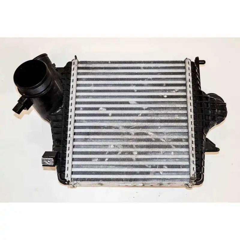chladič intercooler levý AUDI Q7 4M0 3,0 TDi4M0145803P4M0145803AQ Nejlepší Volba
