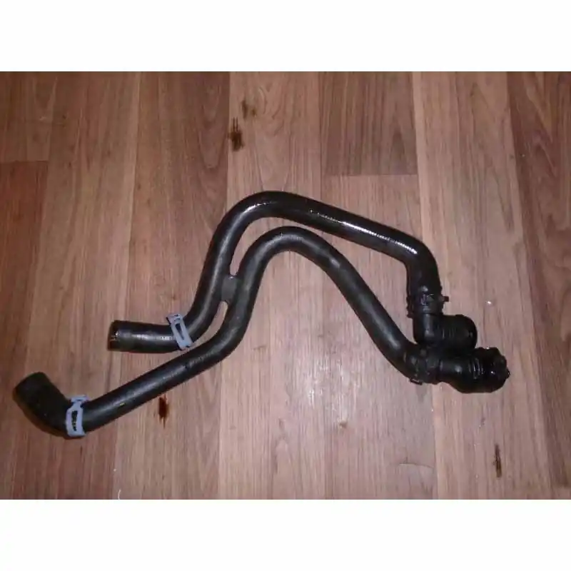 hadice vodní ŠKODA Kodiaq 565 1,5 TSi 110 KW5QF122157AB Cenově Výhodný