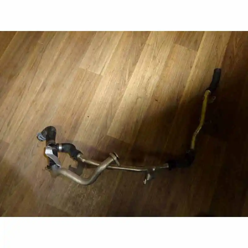 trubka + hadice vodní AUDI Q7 4M0 4,0 TDi4N0121481K057121512E4N0122447D Cenový Hit