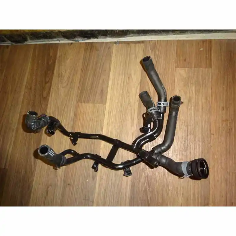 Vrácení Zdarma trubka + hadice vodní AUDI A4 8W0 2,0 TDi 140 KW04L122157BS04L121157S4L0121157T