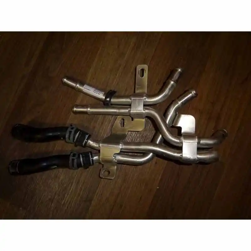 hadice + trubka vodní AUDI Q7 4M0 3,0 TDi 200 KW4M0121485CG4M0265371B Nízká Cena