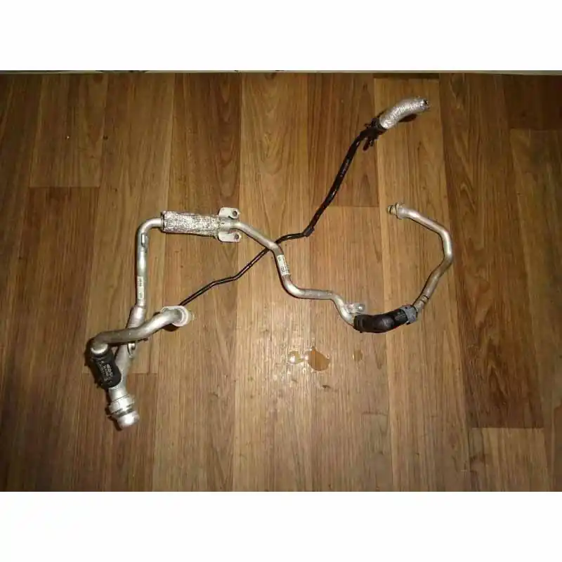 trubka vodní AUDI Q7 4M0 4,0 TDi057121065J057121661J/K057121065J Novinka