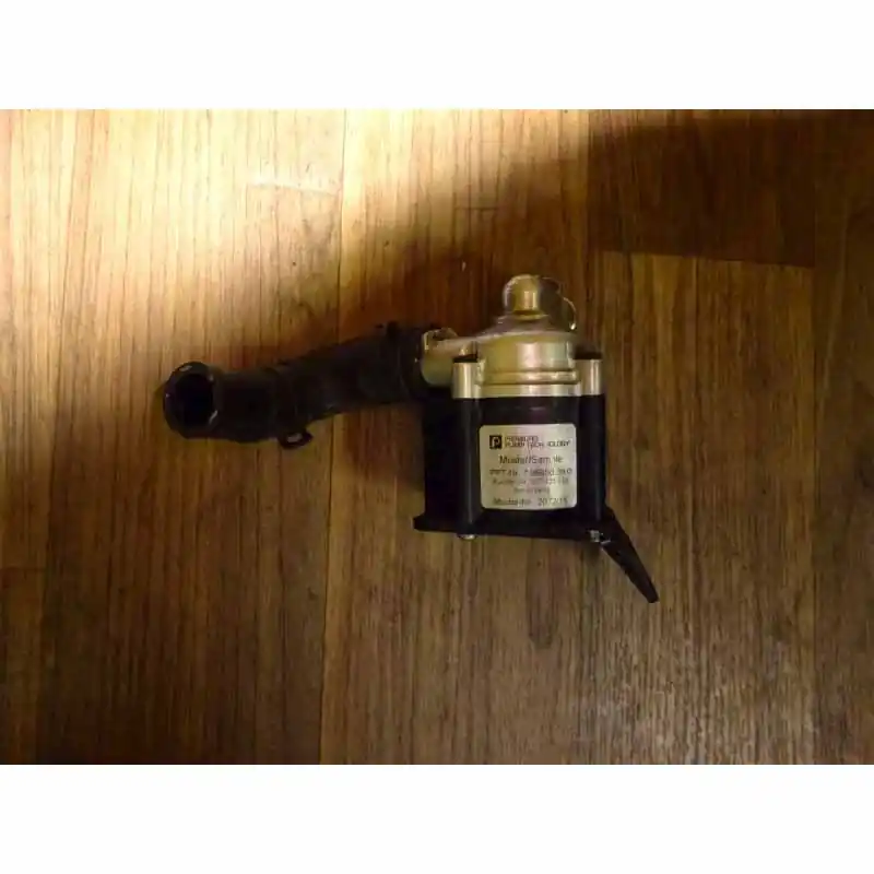 čerpadlo vodní přídavné AUDI A8 4N0 4,0 TDi057121601 Nová Kolekce