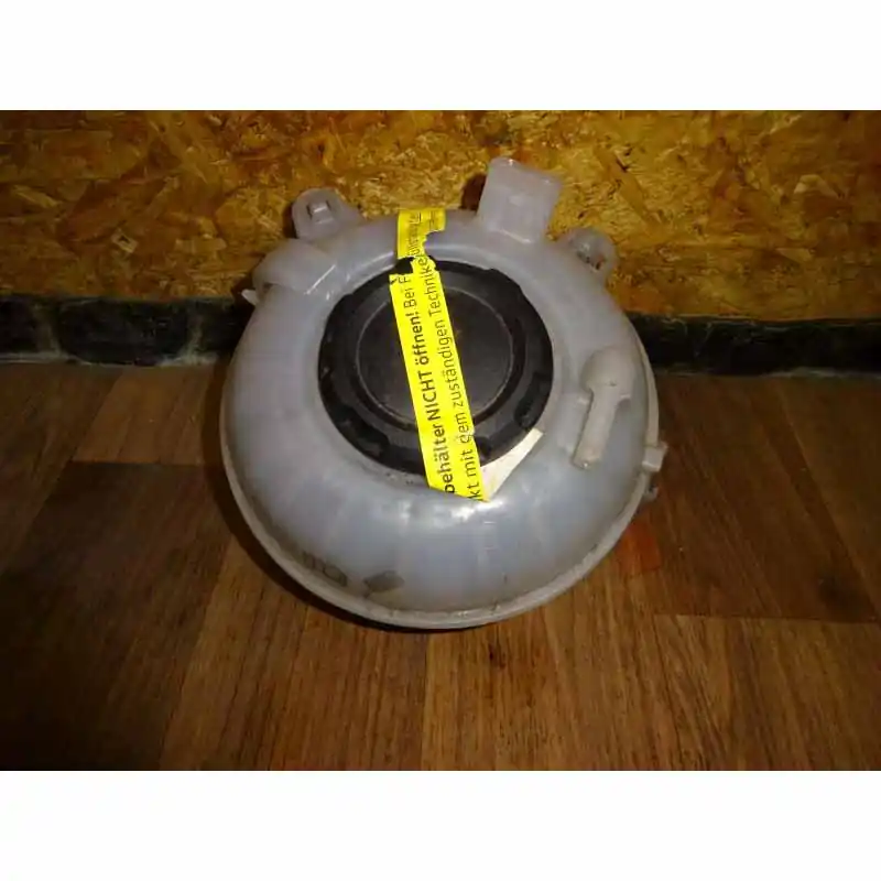 Časově Omezené vyrovnávací nádobka VW Arteon 3G8 1,5 TSi3Q0121407B