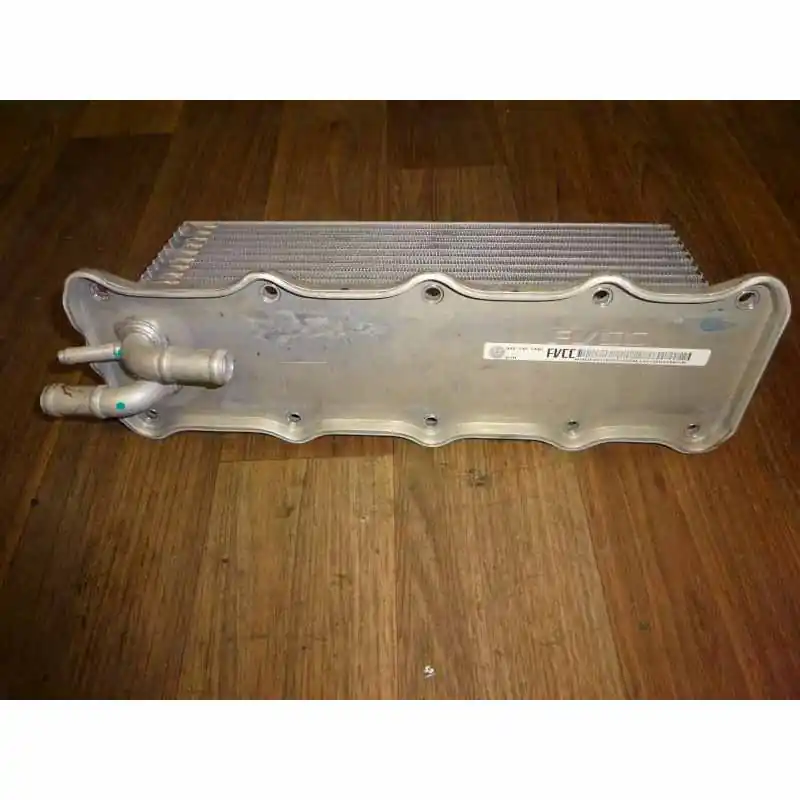 Top Prodej chladič intercooler VW Passat B8 3G0 1,4 TSi 110 KW04E145749C04E145749A04E145749G