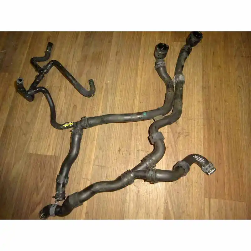 Aktuální hadice vodní VW Up! 1S0 lift 1,0 TSi 66 KW1S0122051AK1S0122447AB