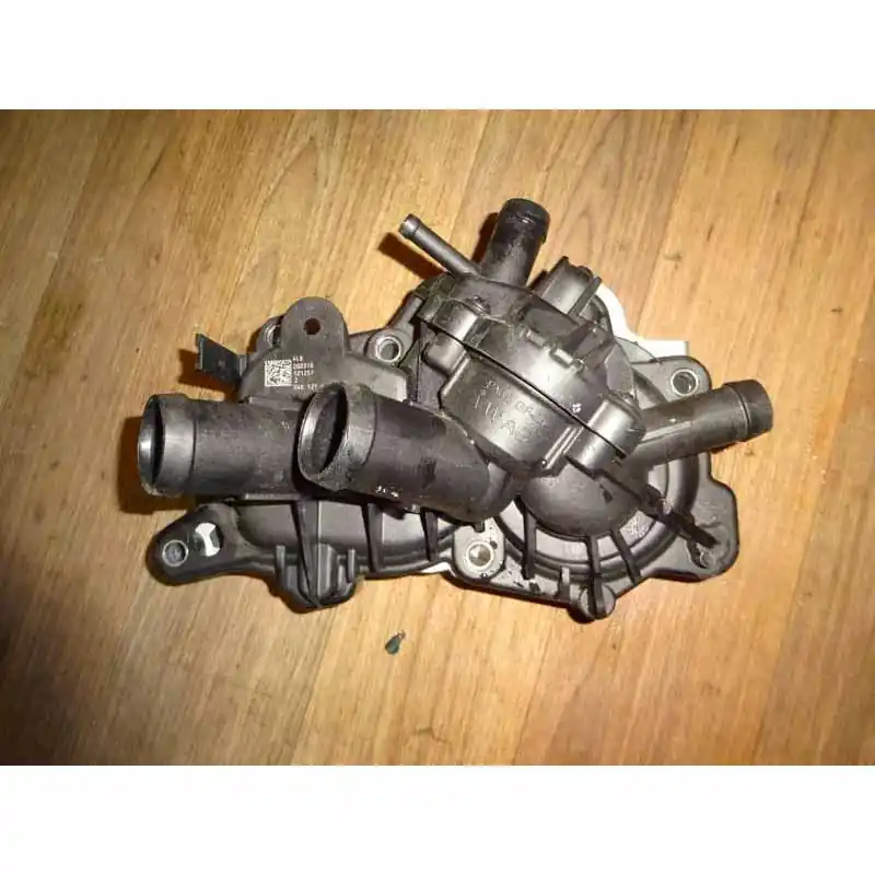 čerpadlo vodní VW Passat B8 3G0 1,4 TSi 110 KW04E121042P04E121600BF Nakupujte Hned