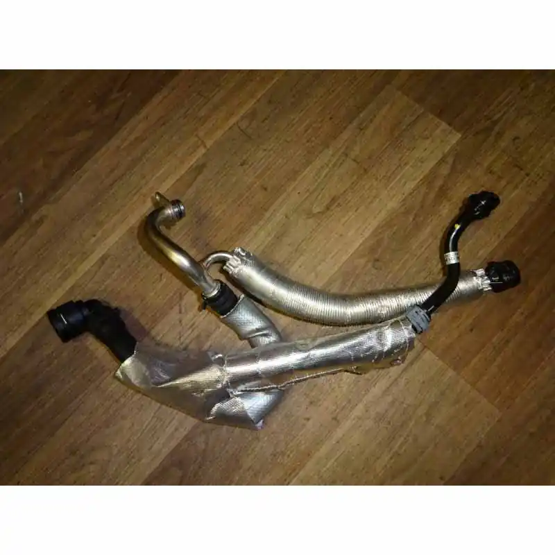 Cenová Bomba trubka + hadice vodní AUDI Q3 83A 2,0 TFSi 137 KW06K121065R06K121497AR06K121497AQ