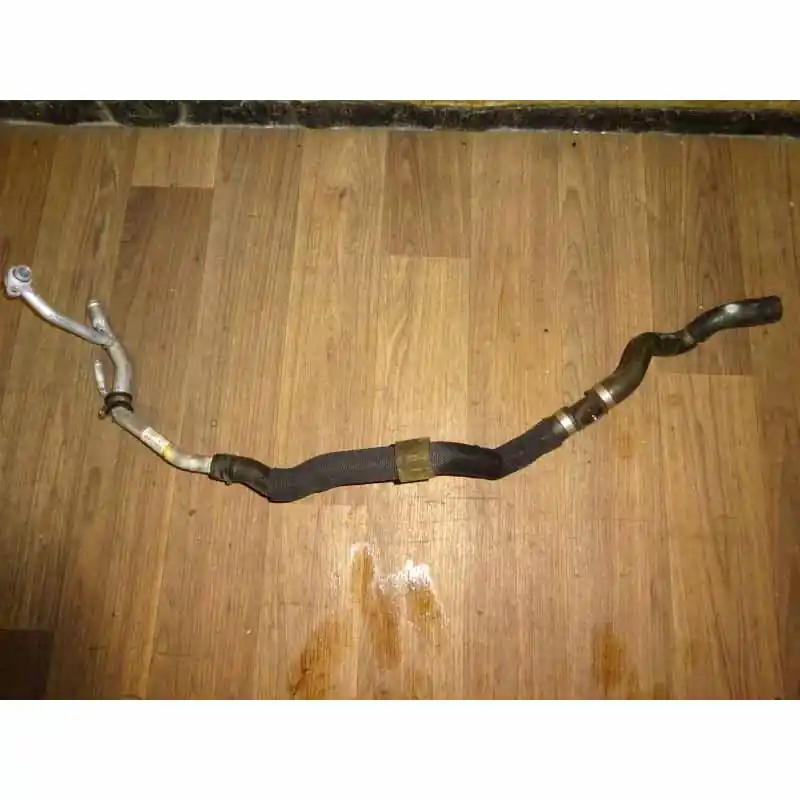 Víkendová Akce trubka vodní AUDI A8 4H0 lift 4,0 TFSi 320 KW079121085Q