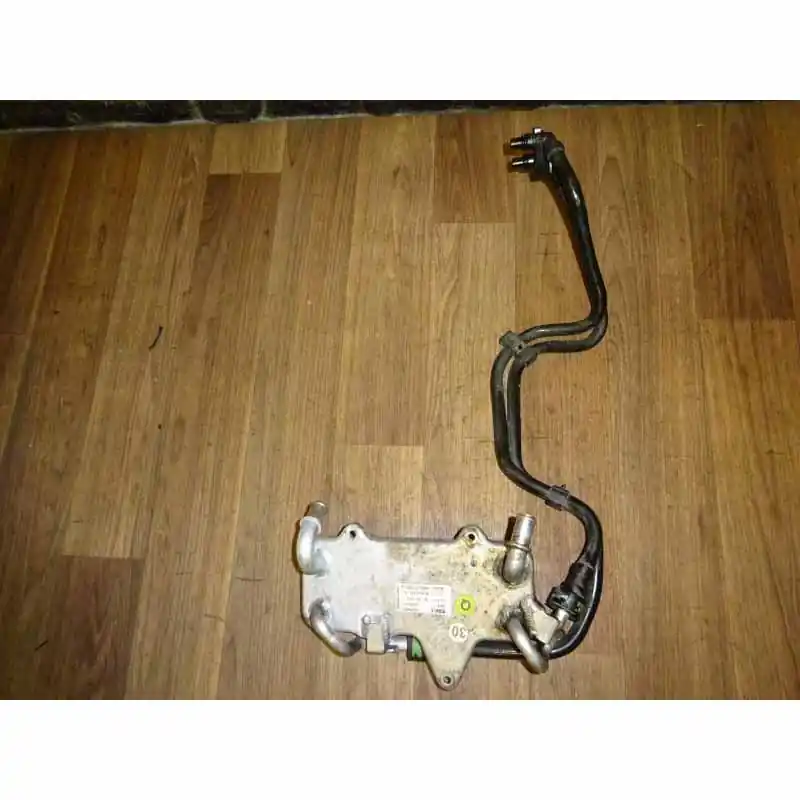 Autentický chladič oleje převodovky AUDI Q7 4M0 3,0 TDi CVZ 8A quattro4M0317021J