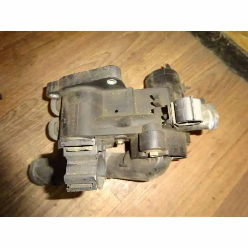 komora termostatu VAG032121111AP Nová Kolekce