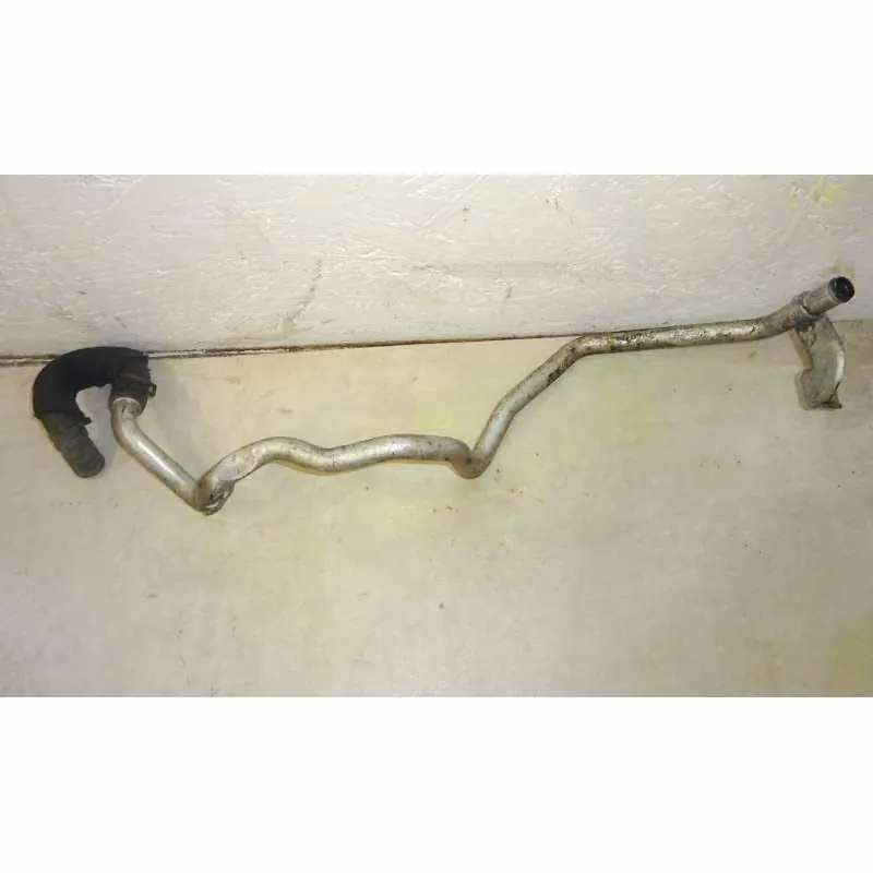 Víkendová Akce trubka vodní AUDI A8 4H0 4,2 TDi 250 KW4H0121400AA