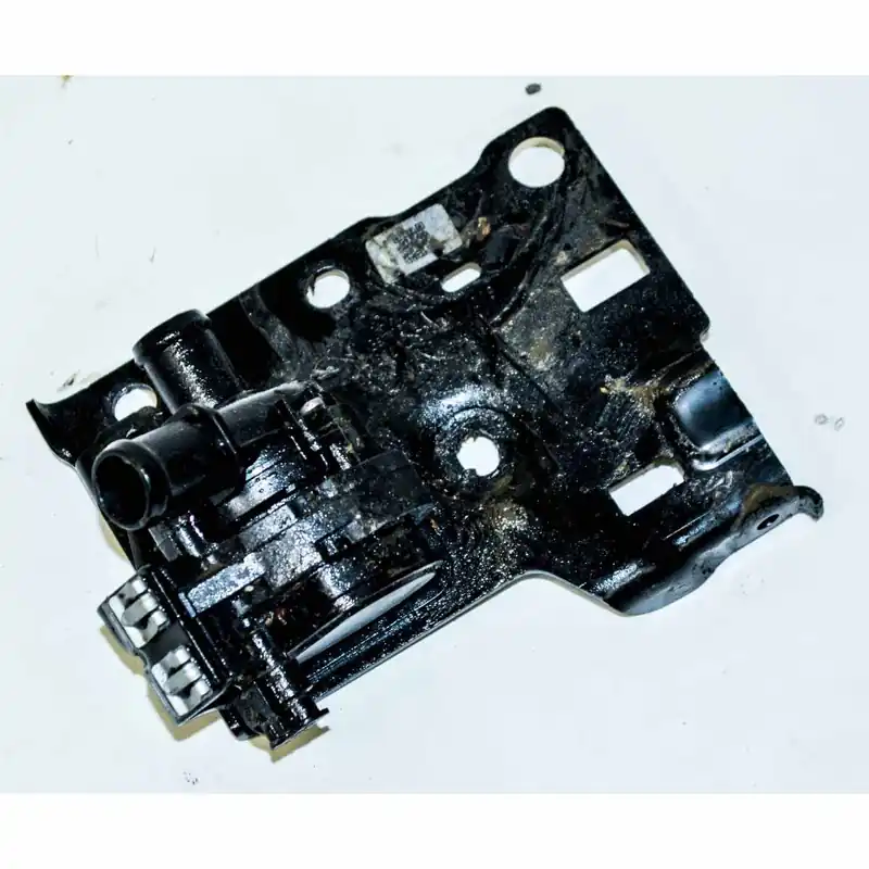 čerpadlo vodní + držák ŠKODA Octavia IV 5E3 2,0 TDi DST 110 KW2Q0965567A Nejlepší Cena