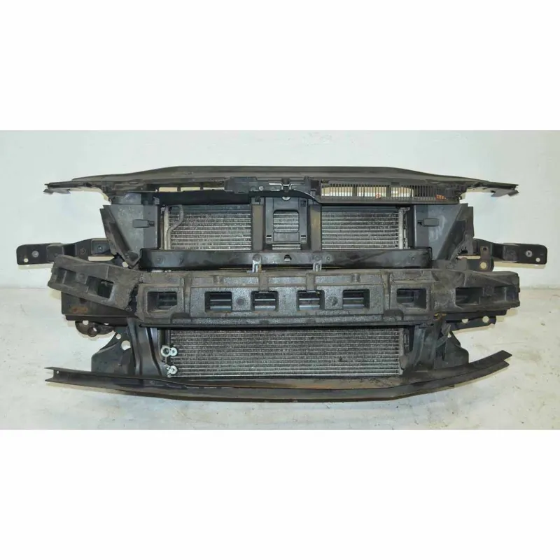 Autentický chladičová stěna kompletní VW Passat B6 3C0 2,0 TDi 125 KW3C0145805G - poškozená