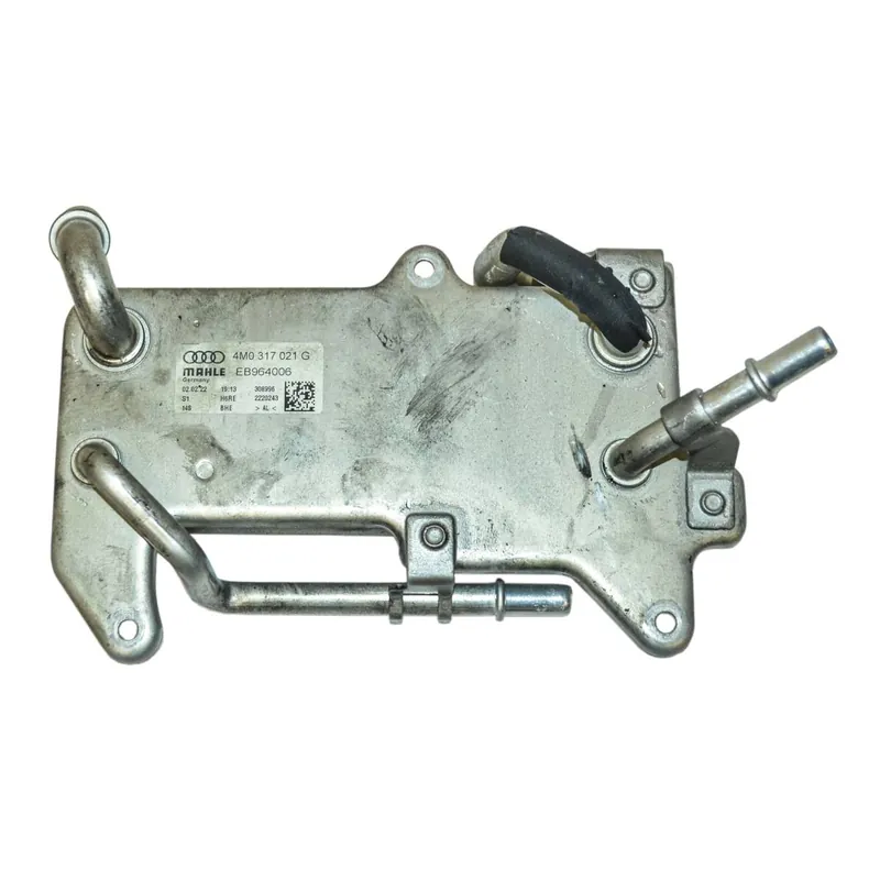 chladič oleje převodovky AUDI A8 4N0 4,0 TFSi CWW TZU 8A4M0317021G Ověřený