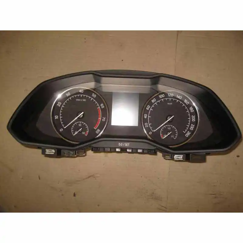 přístroje ŠKODA Superb III 3V0 1,4 TSI3V0920740A Nejprodávanější