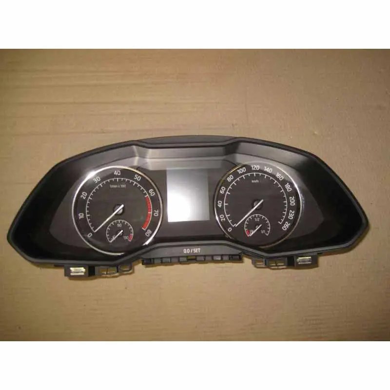 Finální Výprodej přístroje ŠKODA Superb III 3V0 1,4 TSI3V0920750A