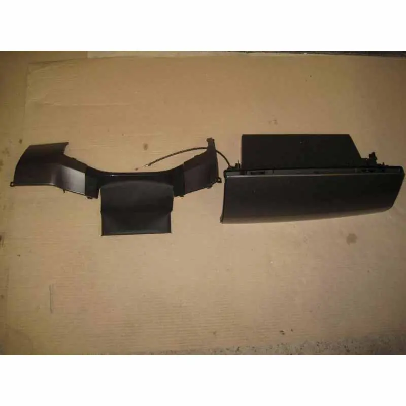 dekorace palubní desky + přihrádka ŠKODA Kodiaq 565566858415A566857264NF8 Oblíbený