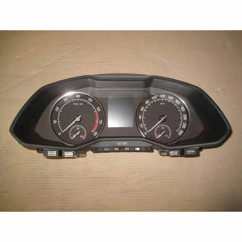 Jen Po Omezenou Doba přístroje ŠKODA Superb III 3V0 1,4 TSI3V0920740