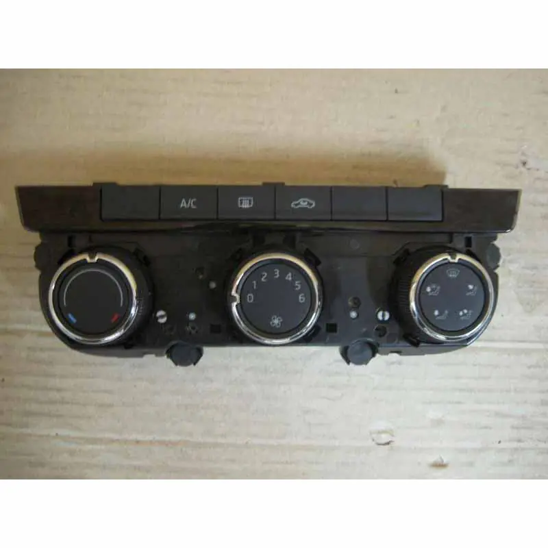 Expresní Doručení klimatronic ŠKODA Superb III 3V03V0820047MYMS