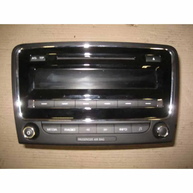 rádio ŠKODA Superb II lift 3T03T0035161K Výhodná Nabídka