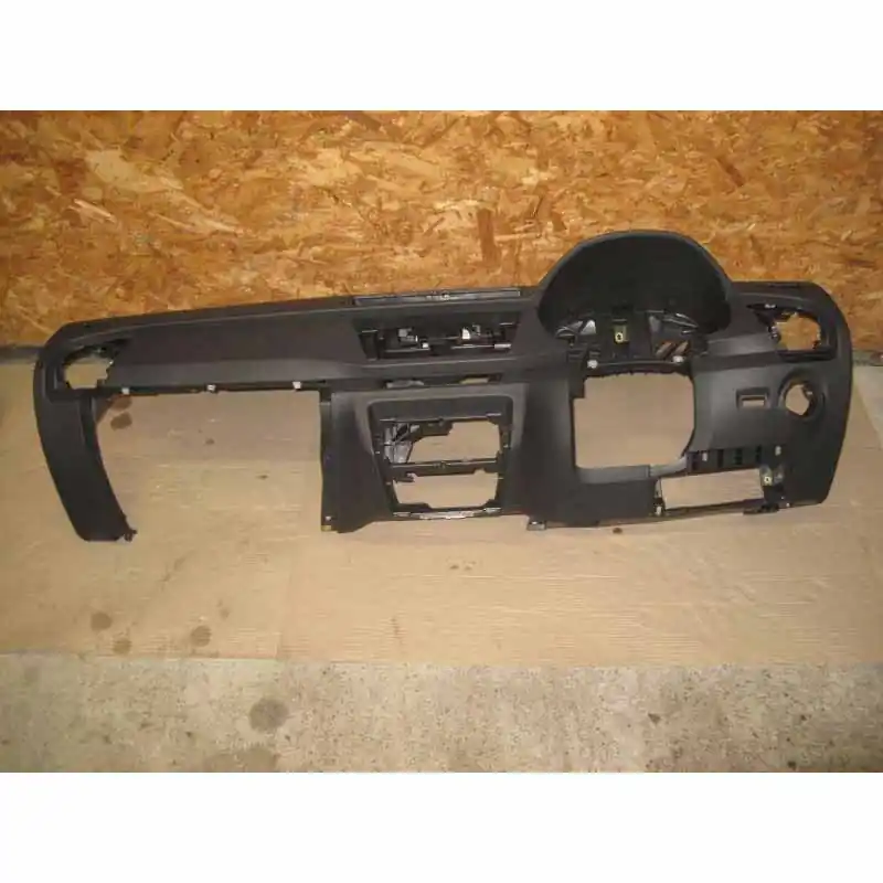 Speciální Cena palubní deska - anglický model ŠKODA Fabia III 6V0