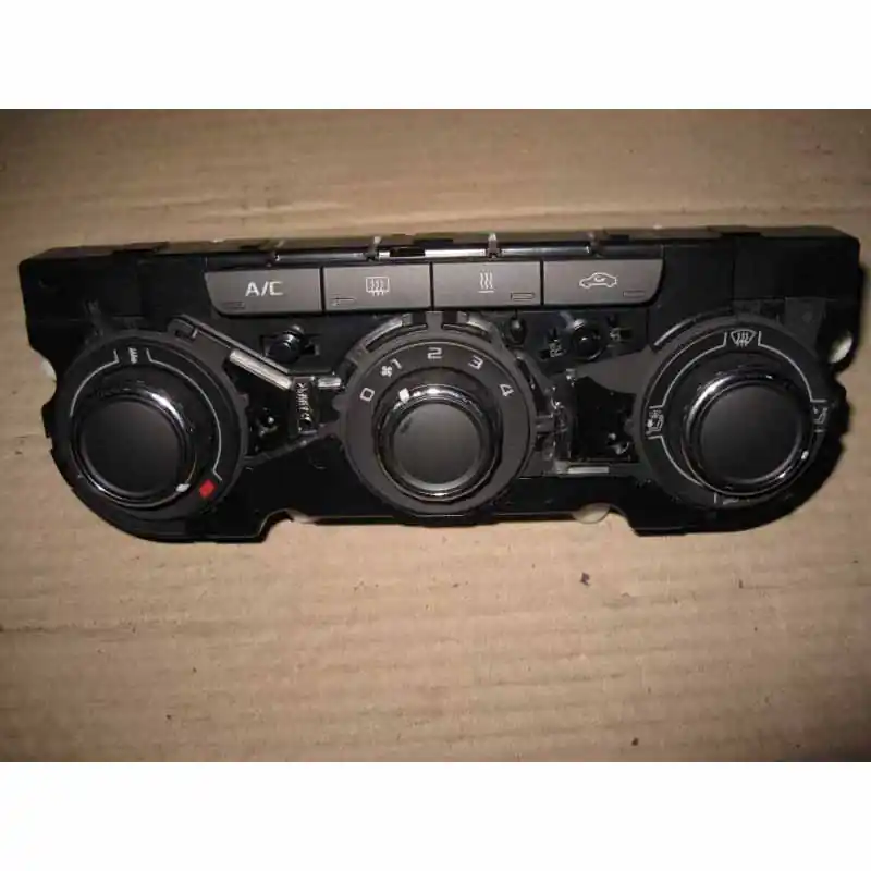 Značkový klimatronic ŠKODA Yeti lift 5L03T0820047AL