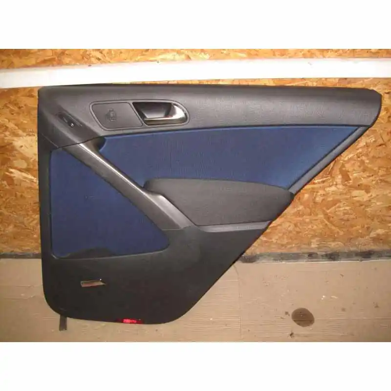 Bezpečná Platba tapecírunk dveří zadní pravý VW Tiguan 5N0