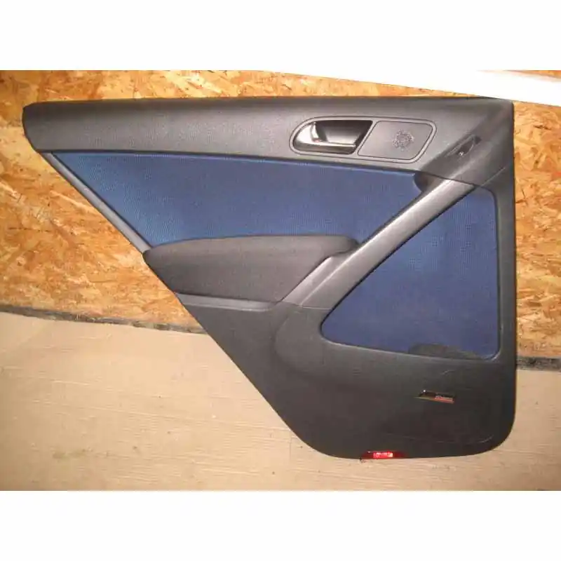 Časově Omezené tapecírunk dveří zadní levý VW Tiguan 5N0