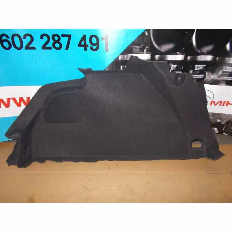 výplň kufru levá VW Passat CC 3C83C8867427F8W4 Cenová Bomba