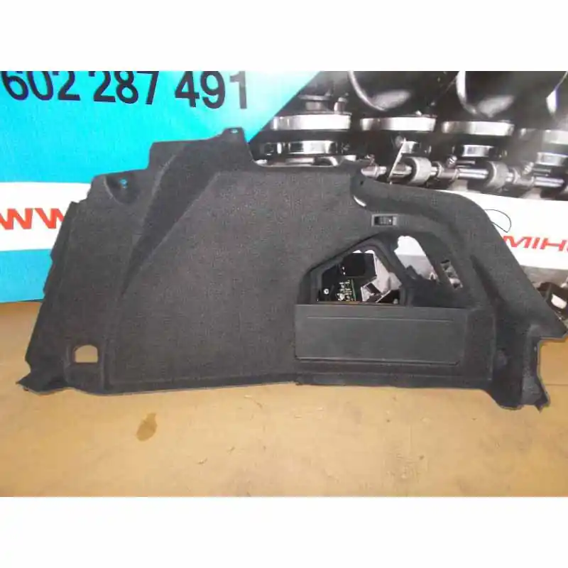 Akční Nabídka výplň kufru pravá VW Passat CC 3C83C8867428L8W4