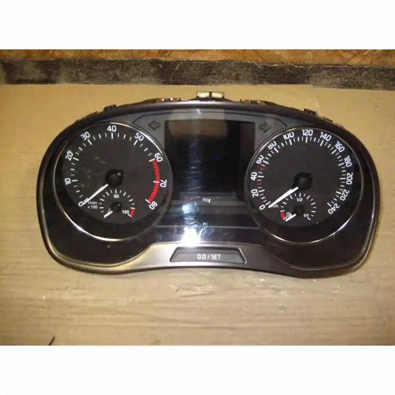 přístroje ŠKODA Fabia III 6V0 1,2 TSI6V0920740 Zlevněný