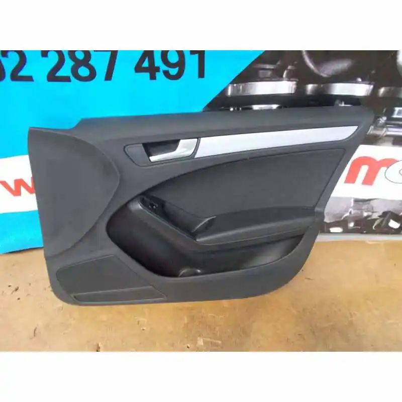 Zlevněný tapecírunk dveří pravý přední AUDI A4 8K08K1867106