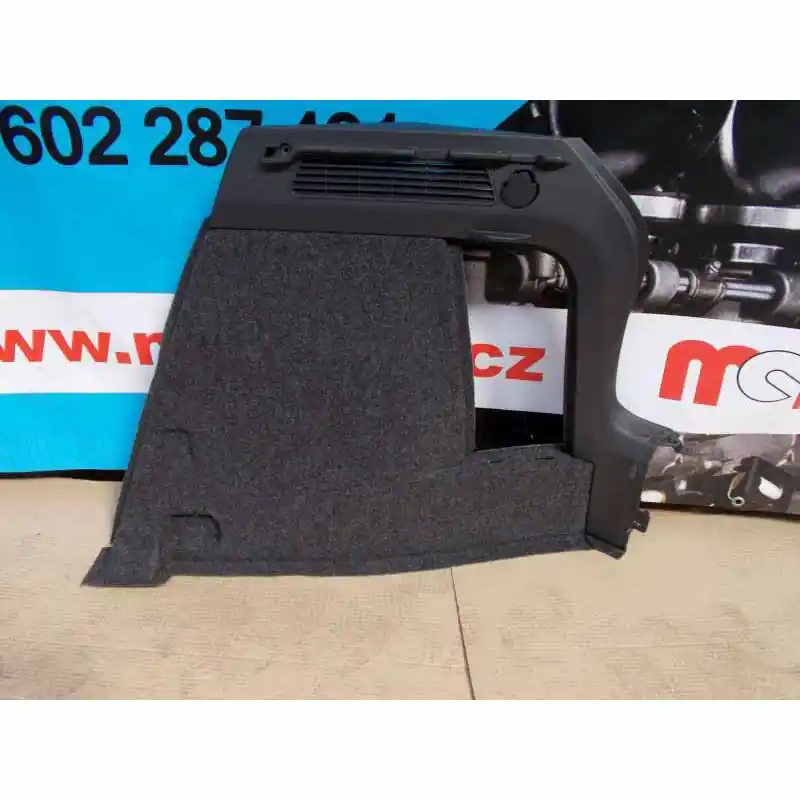 výplň kufru pravá VW Tiguan 5N0 lift 12-5N0867428Q YBH Tovární Cena